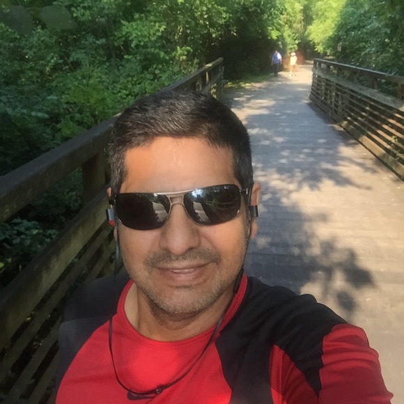 Meet your Posher, Raul - Picture 1 of 1